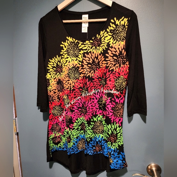 NWT Mccc Sportswear medium top - Picture 1 of 4